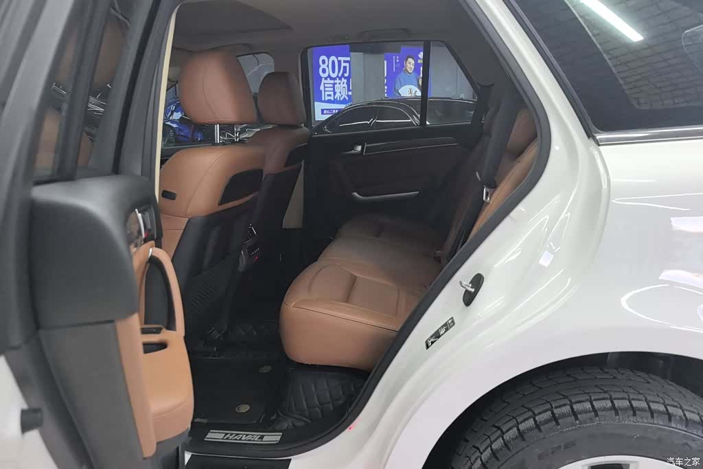 Haval H8, 2016 11