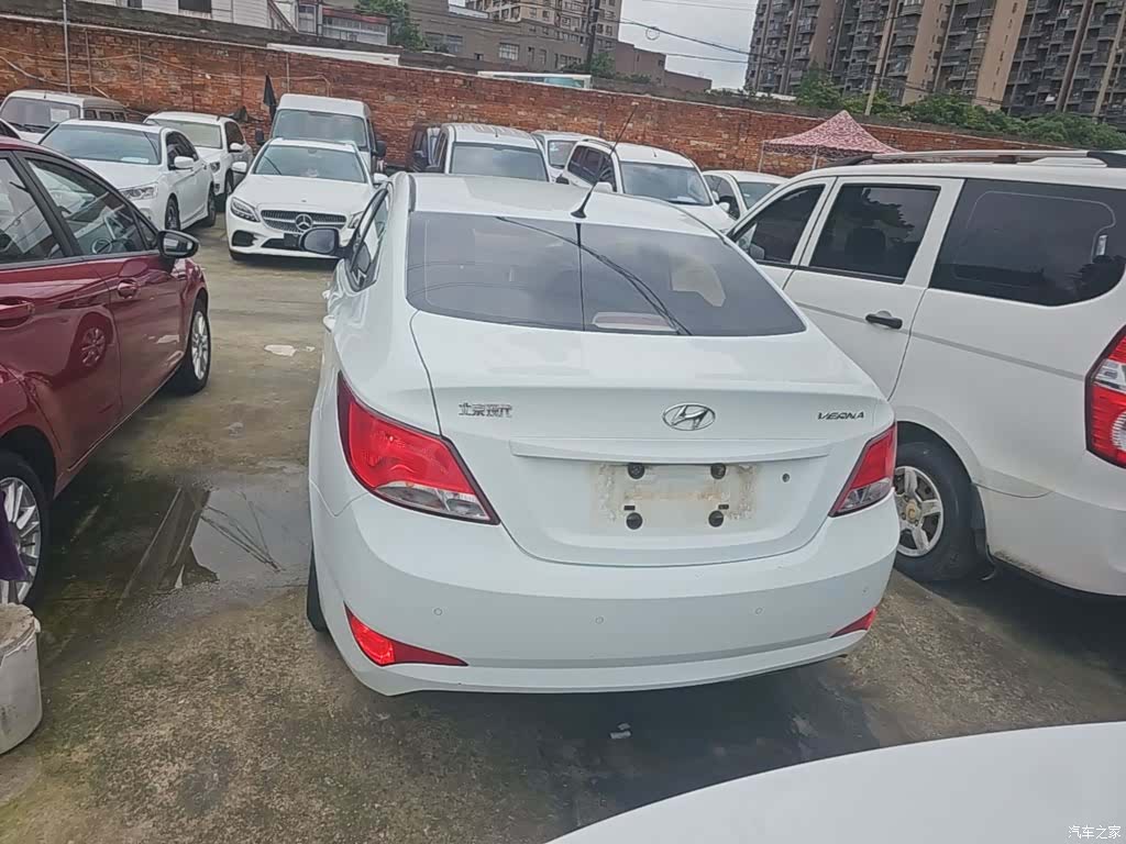 Hyundai GLS, 2016 6