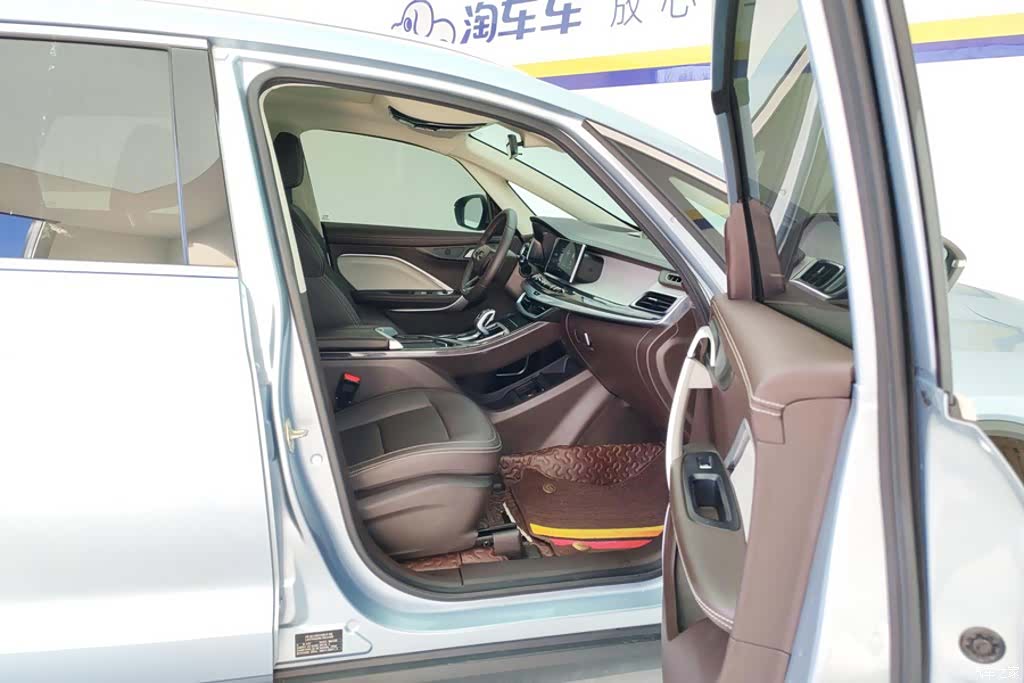 Geely Jiaji, 2020 8