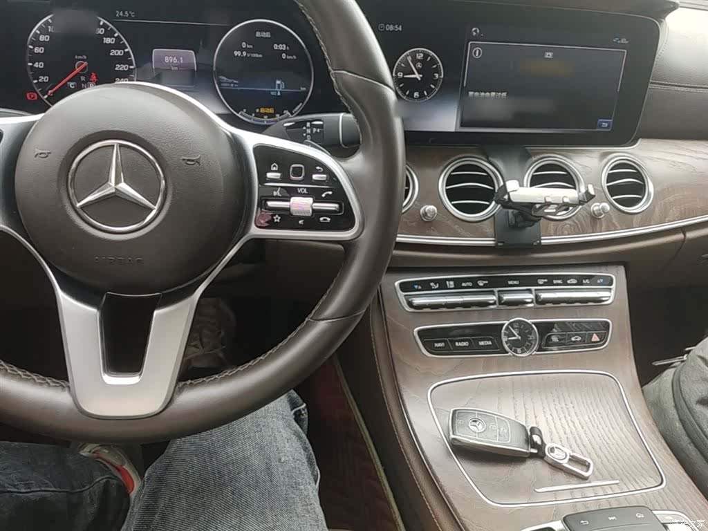 Mercedes-Benz E-Class, 2018 10