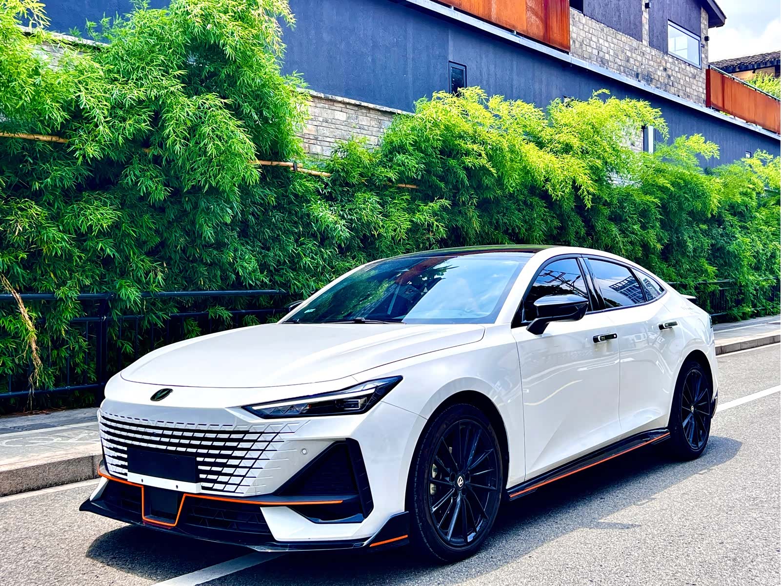 Changan UNI-V