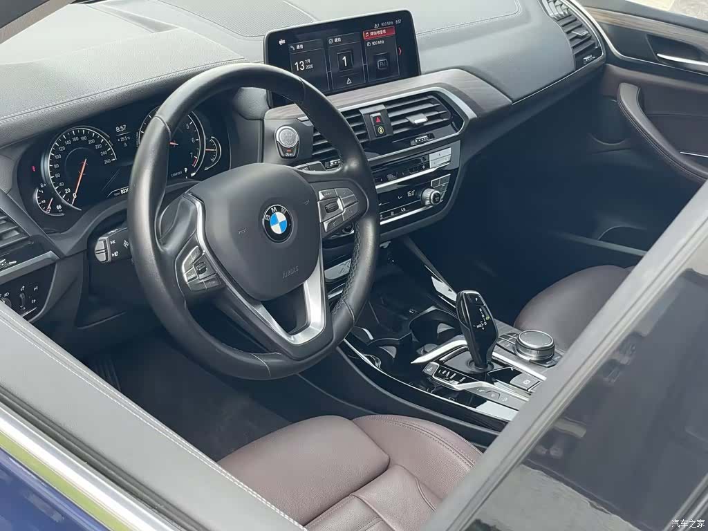 BMW X3, 2019 11