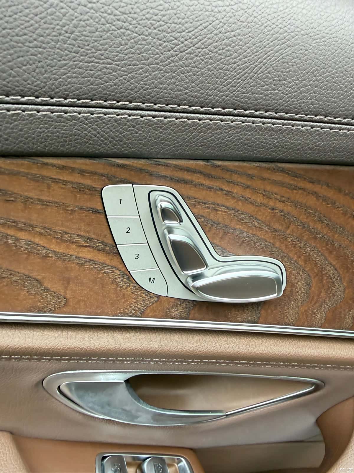 Mercedes-Benz E-Class, 2019 10