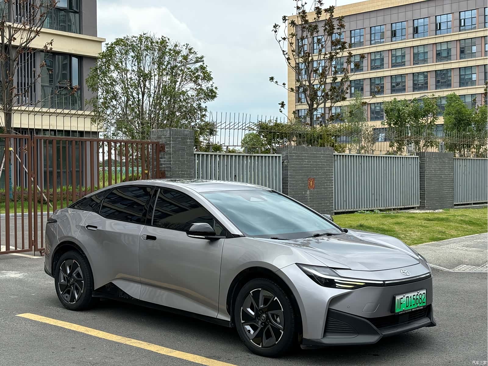 Toyota bZ3, 2024 3