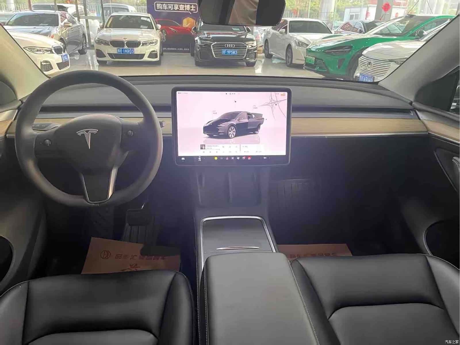 Tesla Model Y, 2023 6