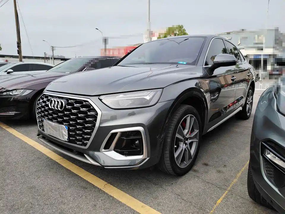 Audi Q5L Sportback