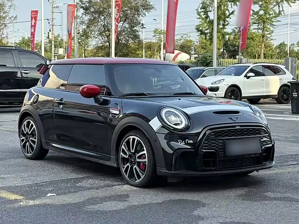 MINI JCW