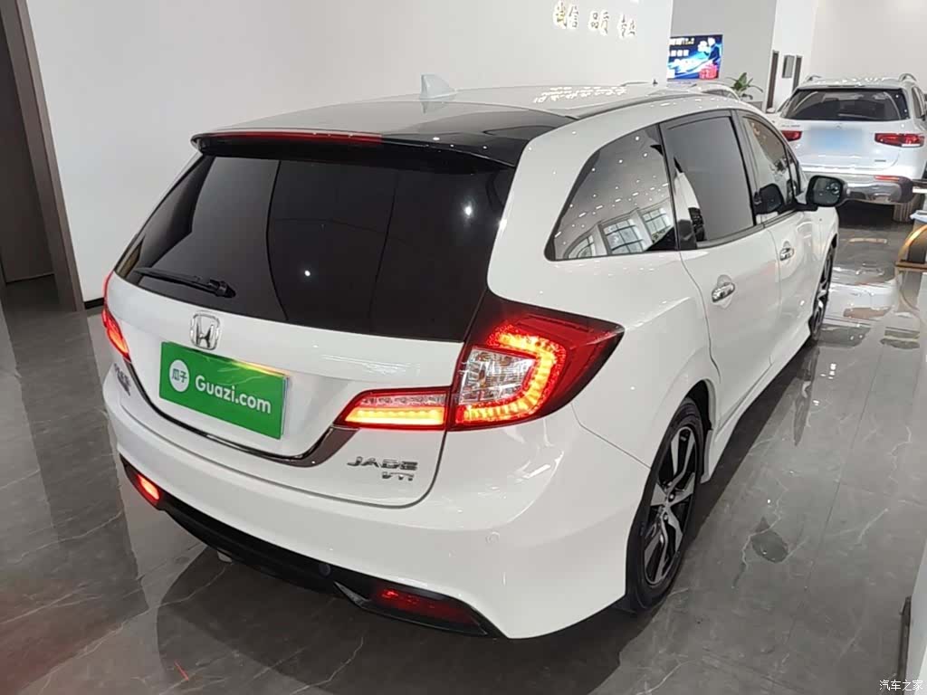 Honda Jade, 2016 7