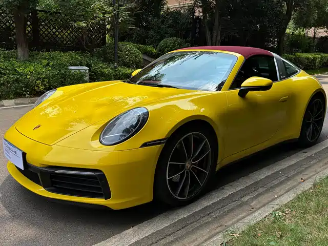 Porsche 911 2022 — купить из Китая под заказ