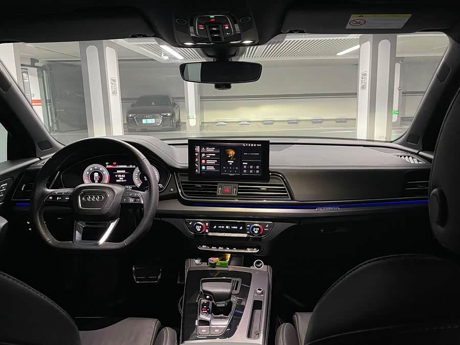 Audi Q5L 2024, фото 24