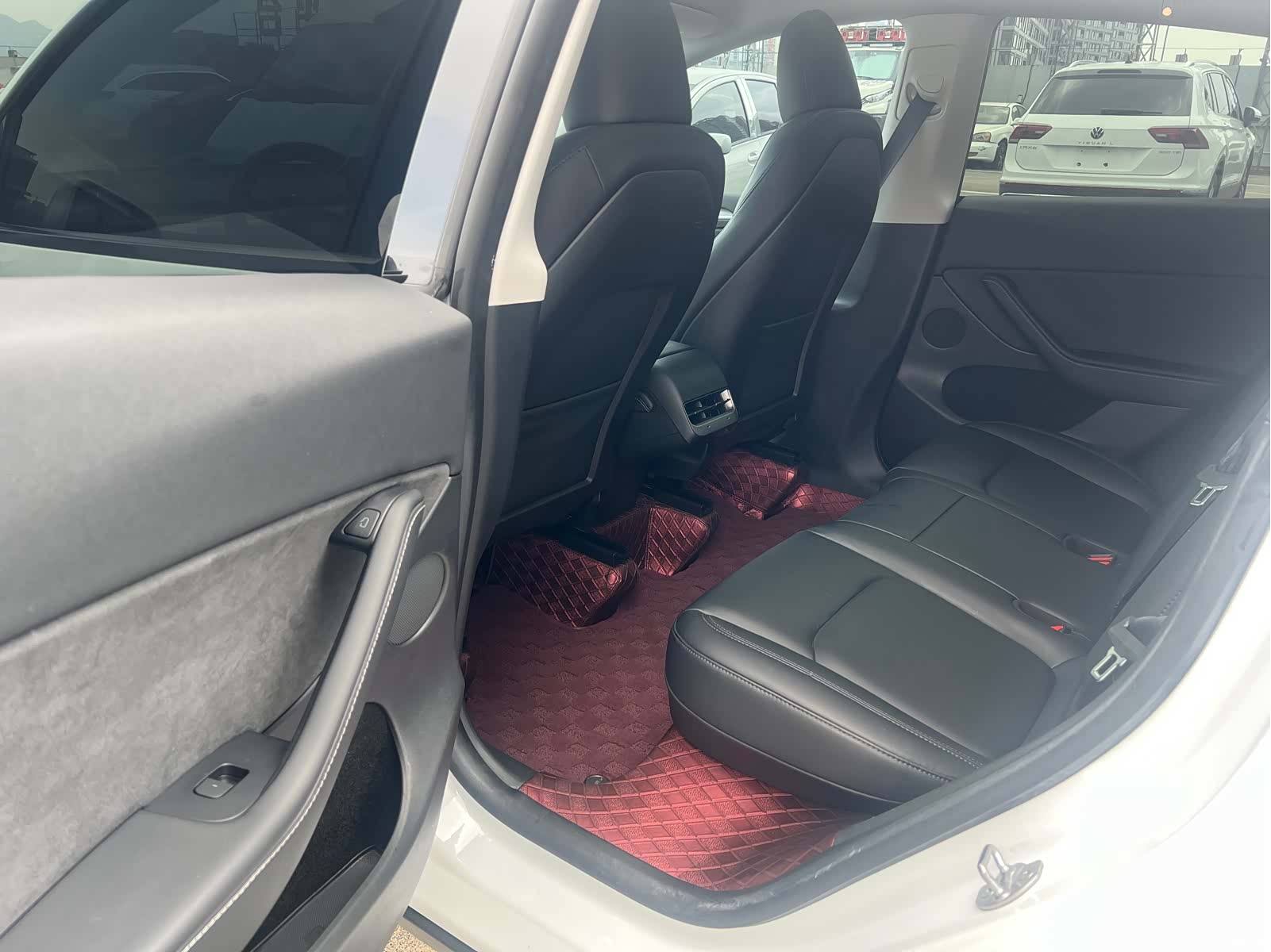 Tesla Model Y, 2023 6