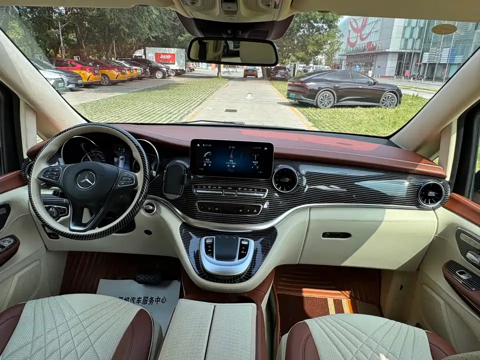 Mercedes-Benz V-class Mercedes-Benz V-class