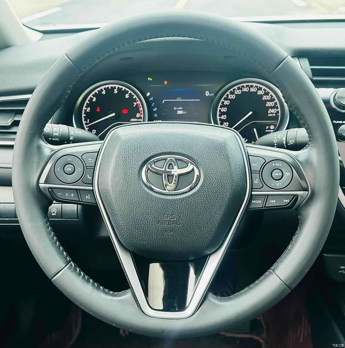 Toyota Camry, 2018 20