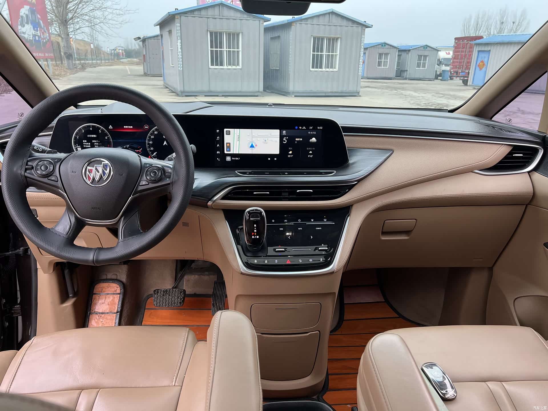 Buick GL8, 2021 3