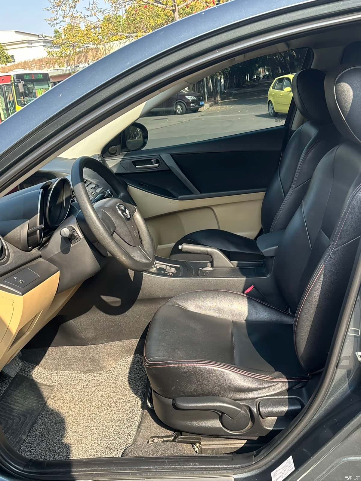 Mazda 3, 2012 4