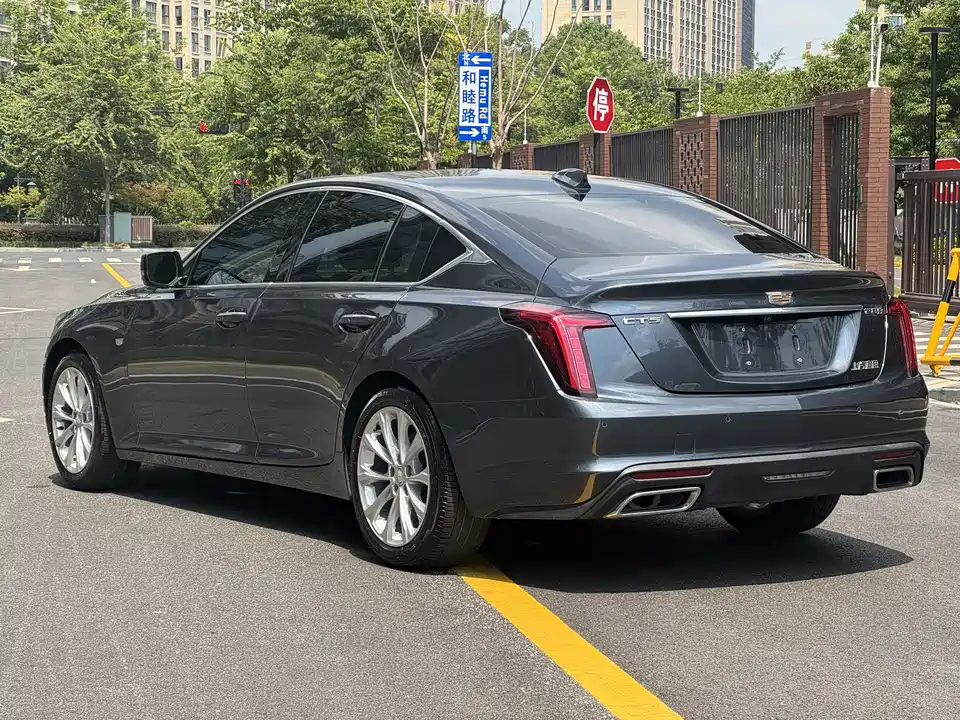 Cadillac CT5
