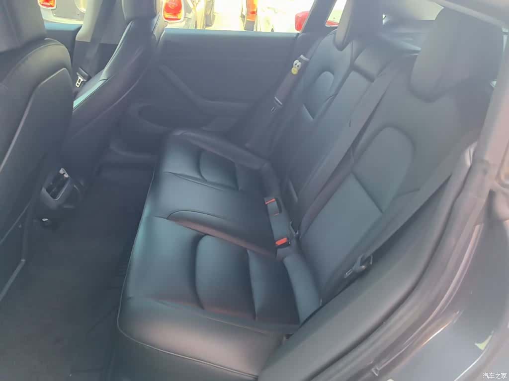 Tesla Model 3, 2020 17
