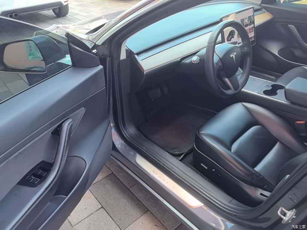 Tesla Model 3, 2020 16
