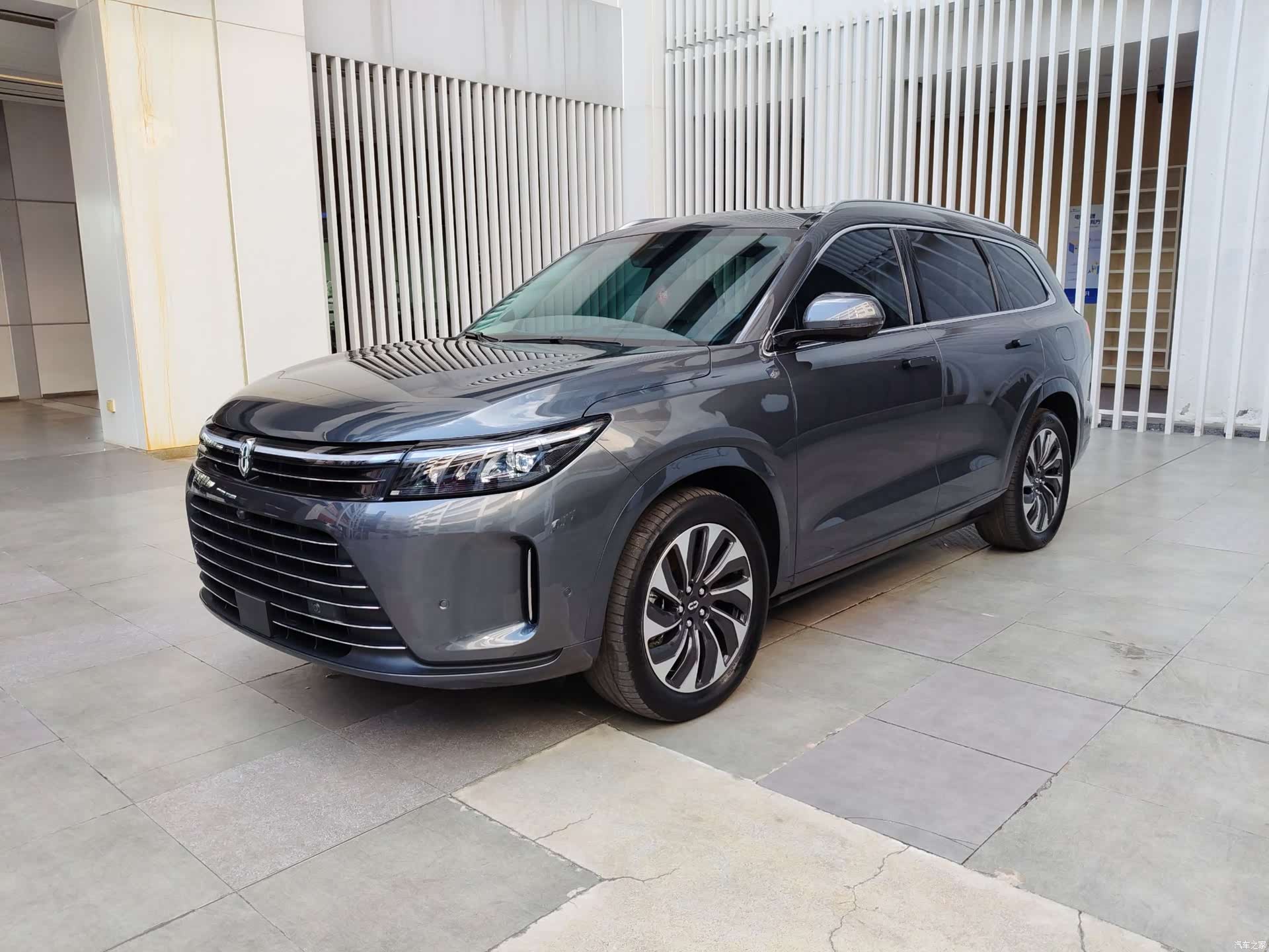AITO M7, 2022 1