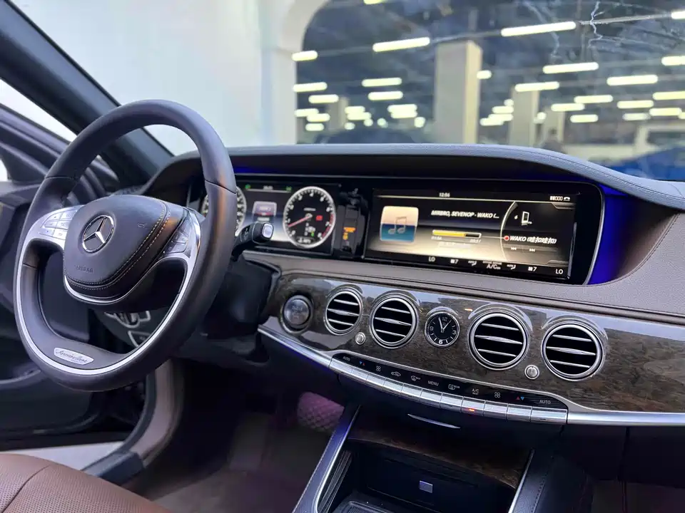 Mercedes-Benz S-class Mercedes-Benz S-class