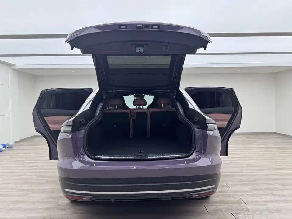 NIO EC6