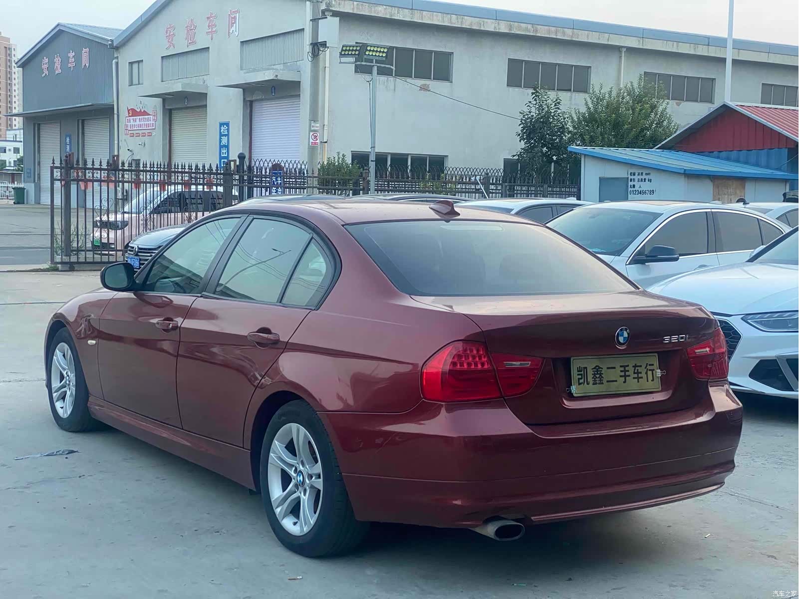 BMW 3 Series, 2010 все фото