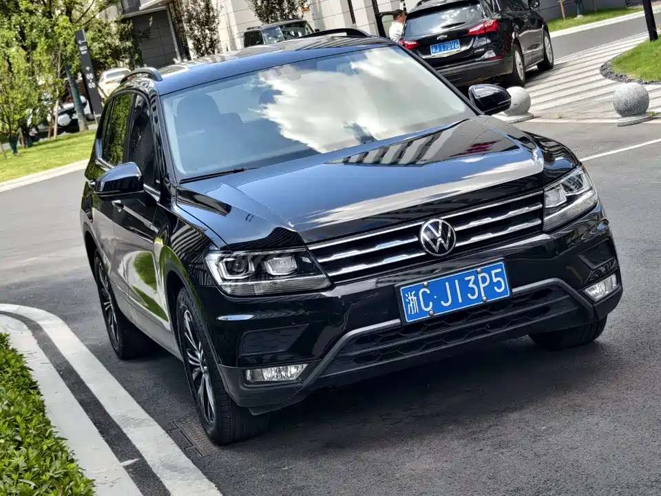 Volkswagen Tiguan L