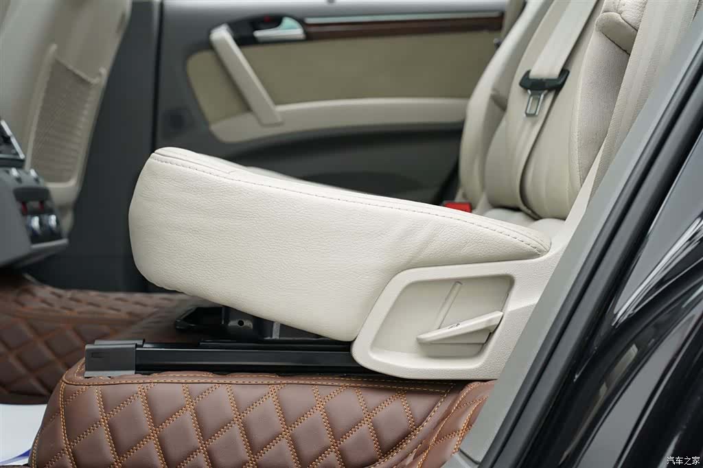 Audi Q7, 2010 13