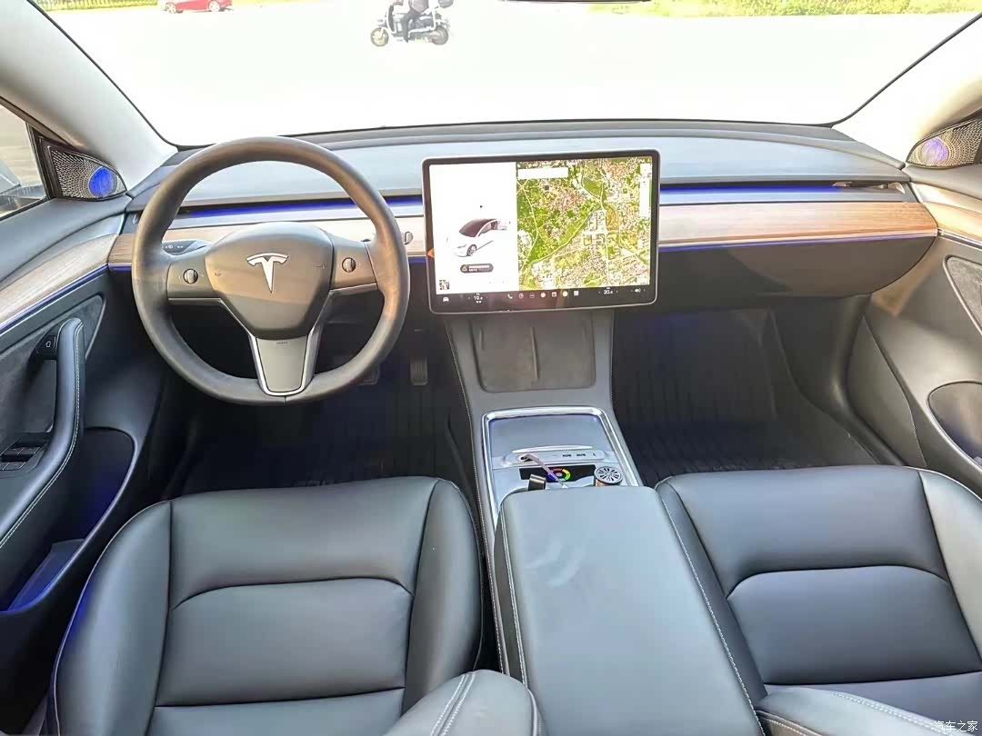 Tesla Model 3, 2022 6
