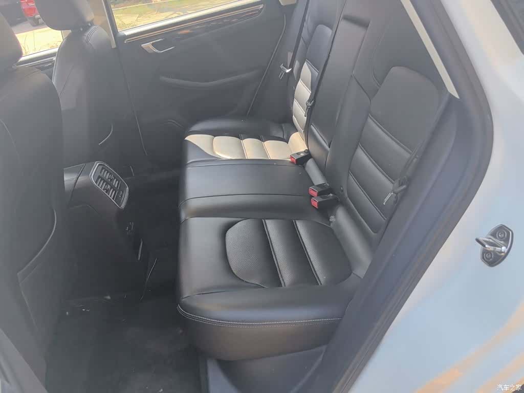 Zotye SR9, 2017 17