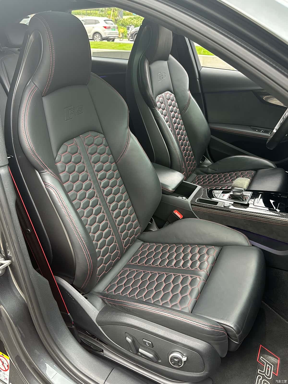 Audi RS4, 2023 13