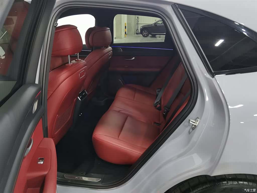 AITO M5, 2025 15