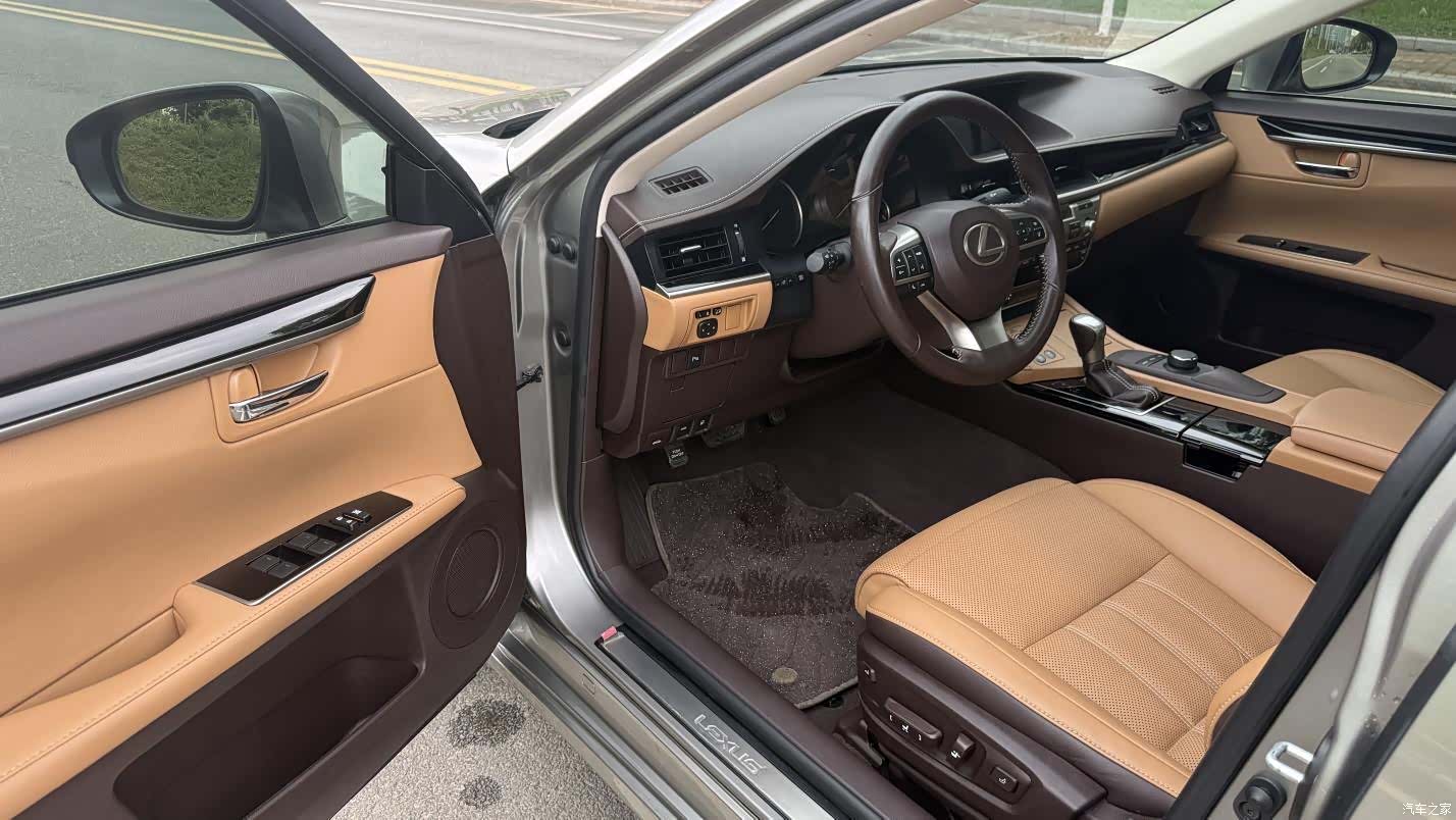 Lexus ES, 2016 все фото