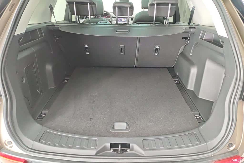 Land Rover Discovery, 2017 4