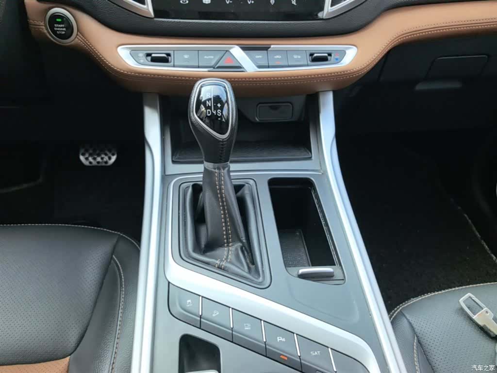 Geely X6, 2018 14