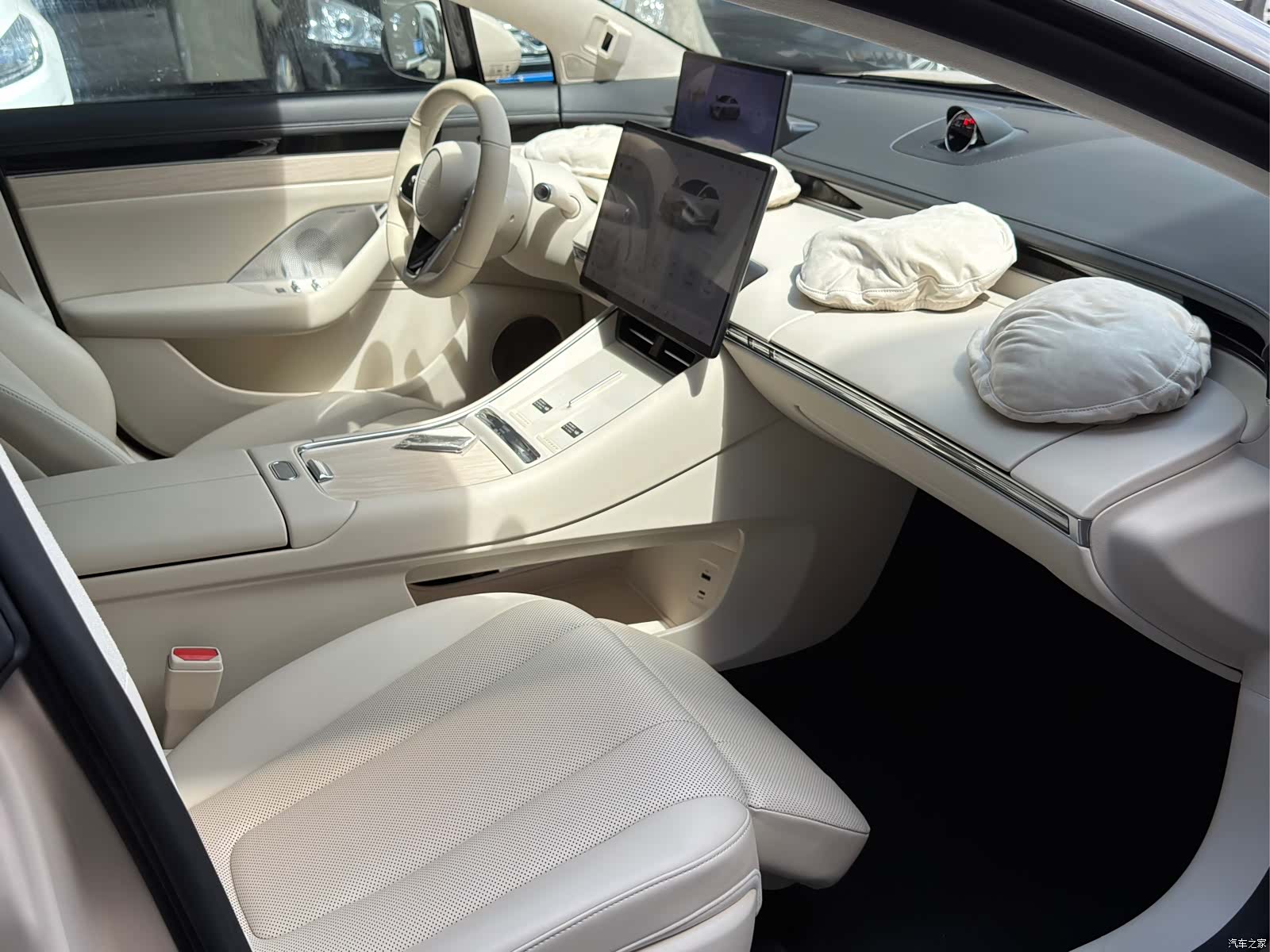 Luxeed S7, 2025 19