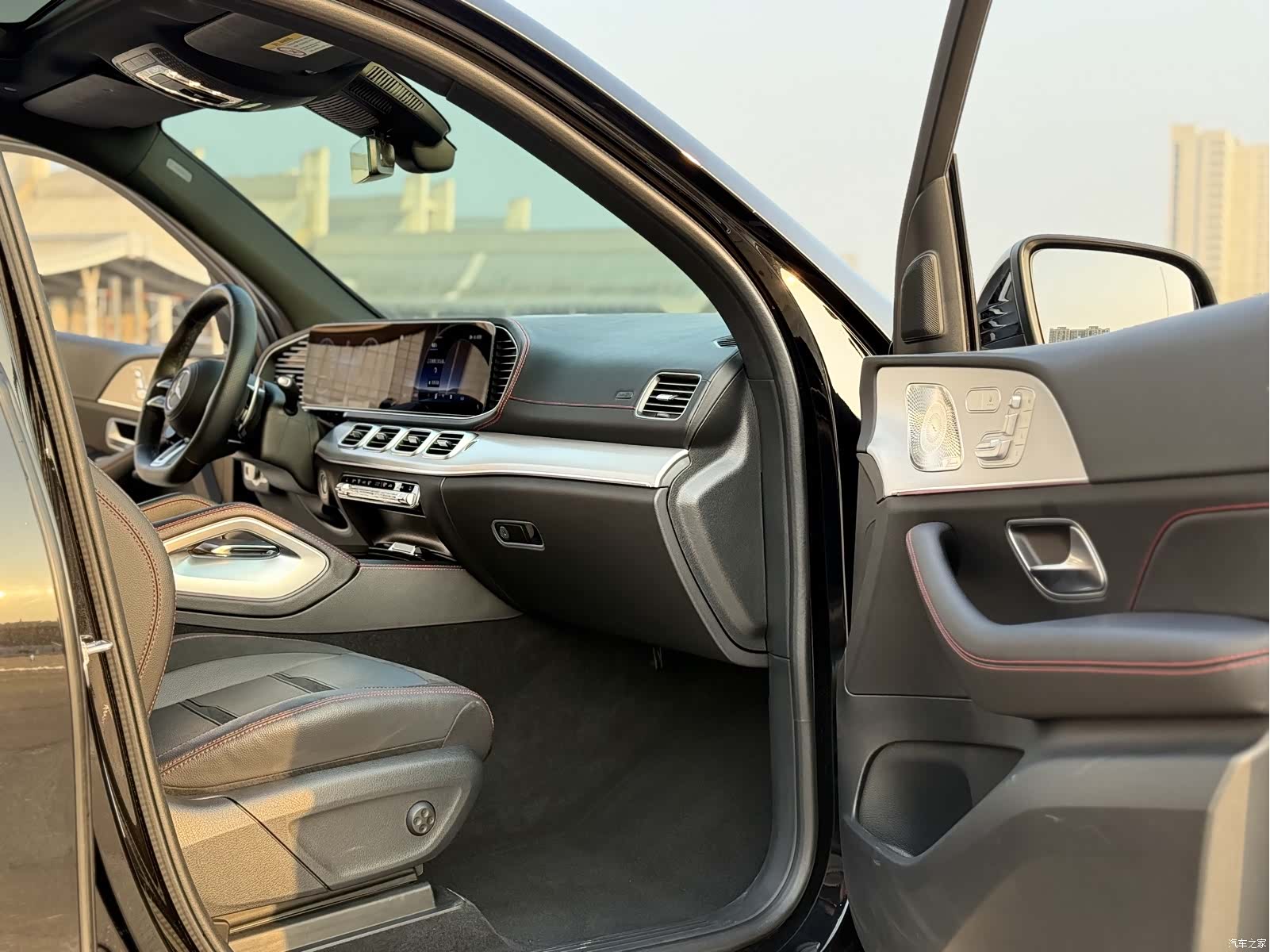 Mercedes-Benz GLE, 2025 6