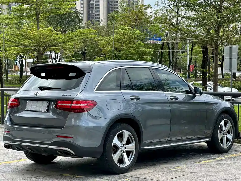 Mercedes-Benz GLC Mercedes-Benz GLC