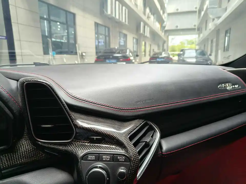 Ferrari 458