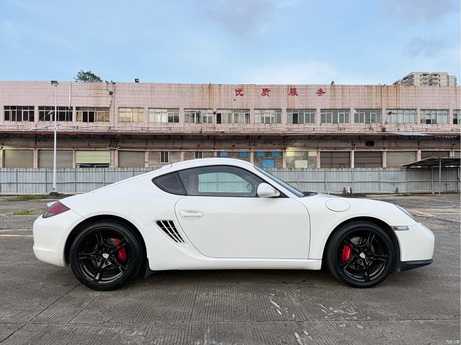 Porsche Cayman, 2010 8