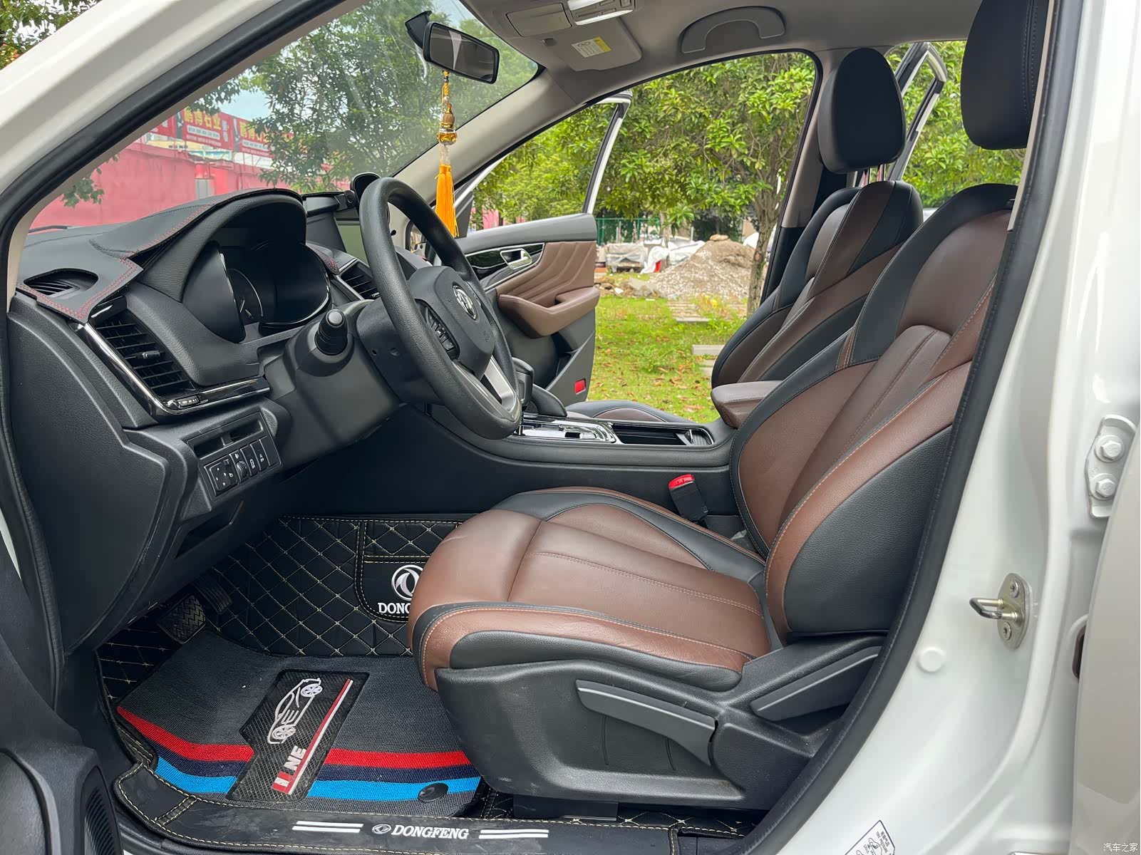 DongFeng AX7, 2018 14