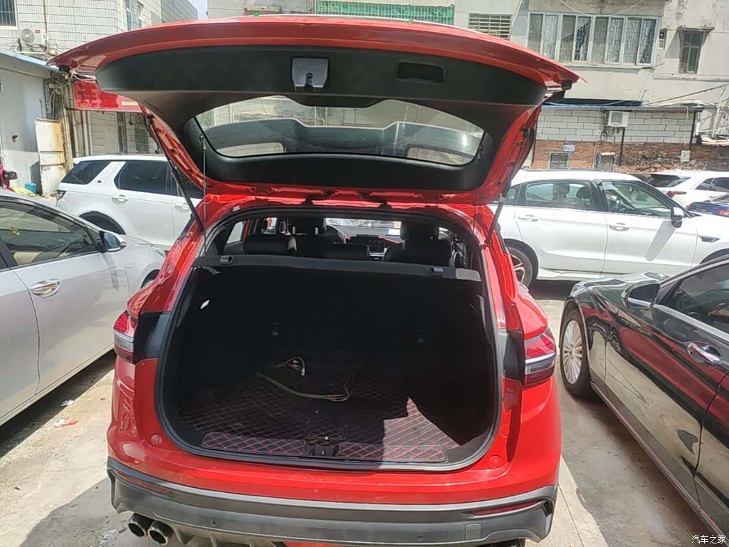 Geely Coolray, 2019 19