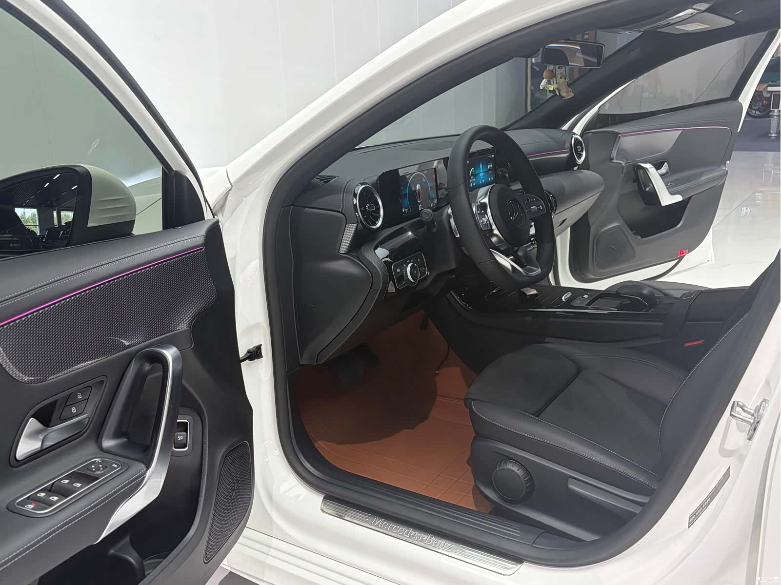 Mercedes-Benz A-Class, 2019 10