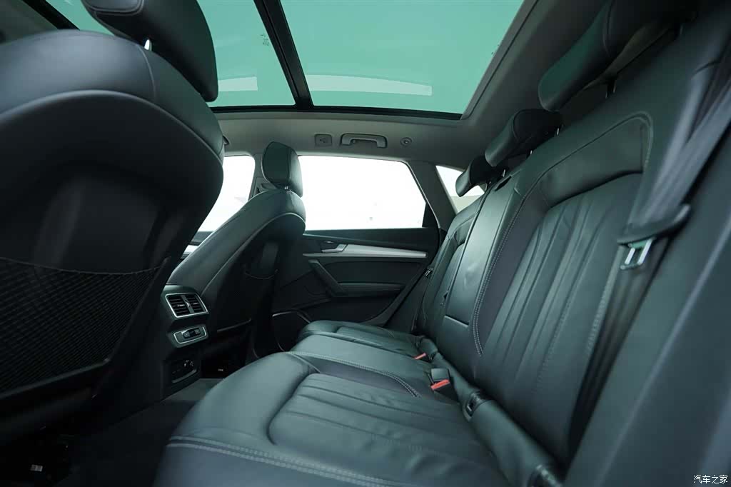 Audi Q5L, 2021 21
