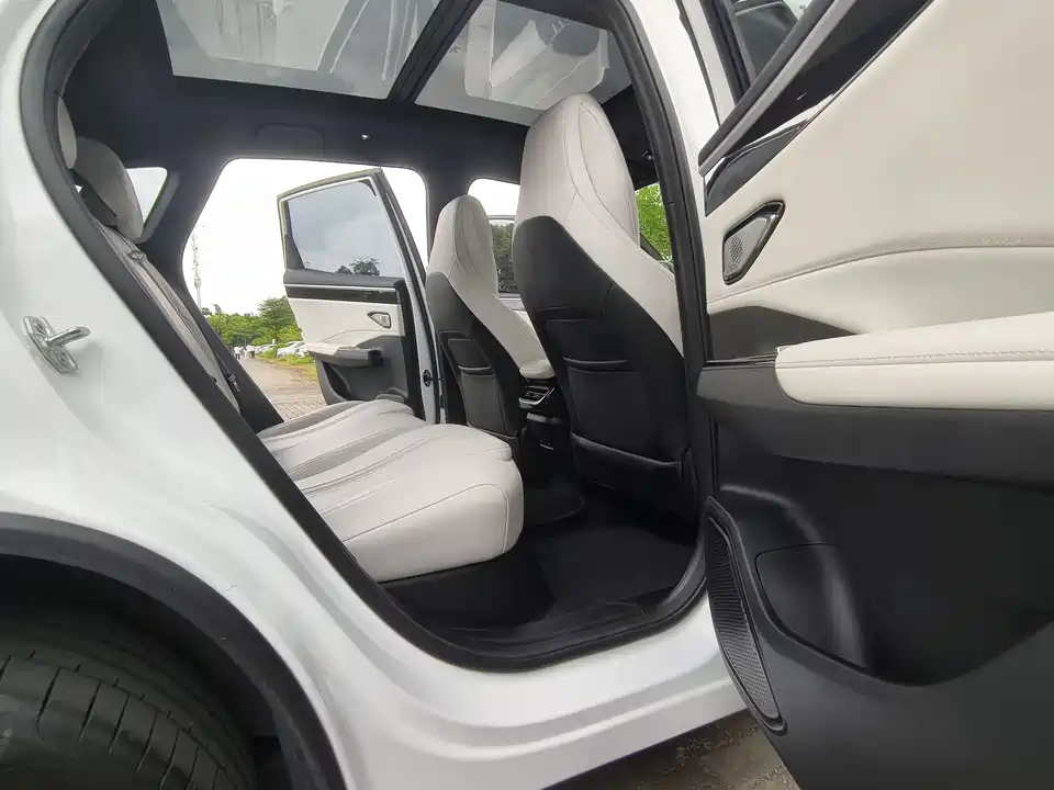 Geely Galaxy Galaxy L7