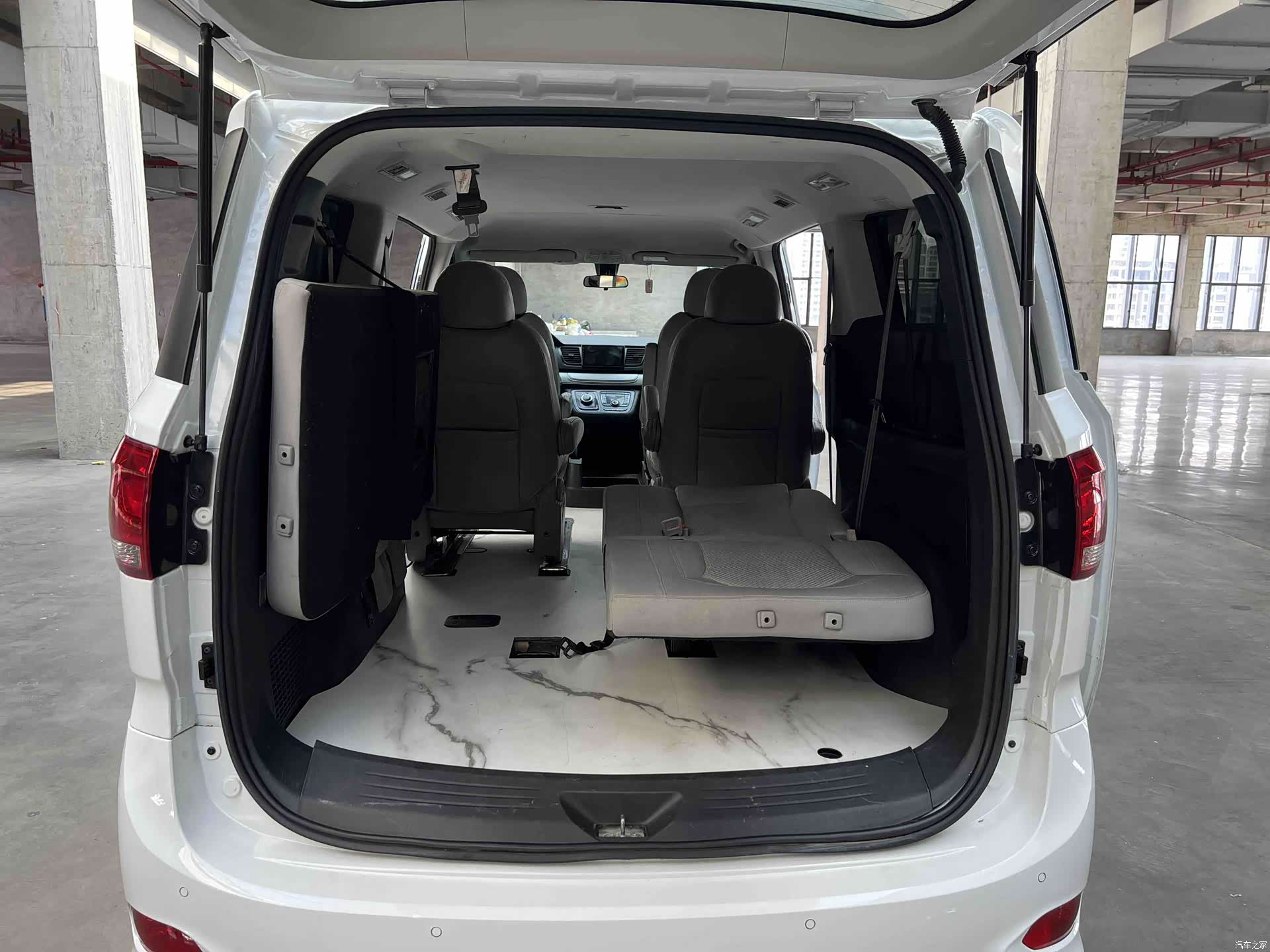 Maxus G10, 2022 9
