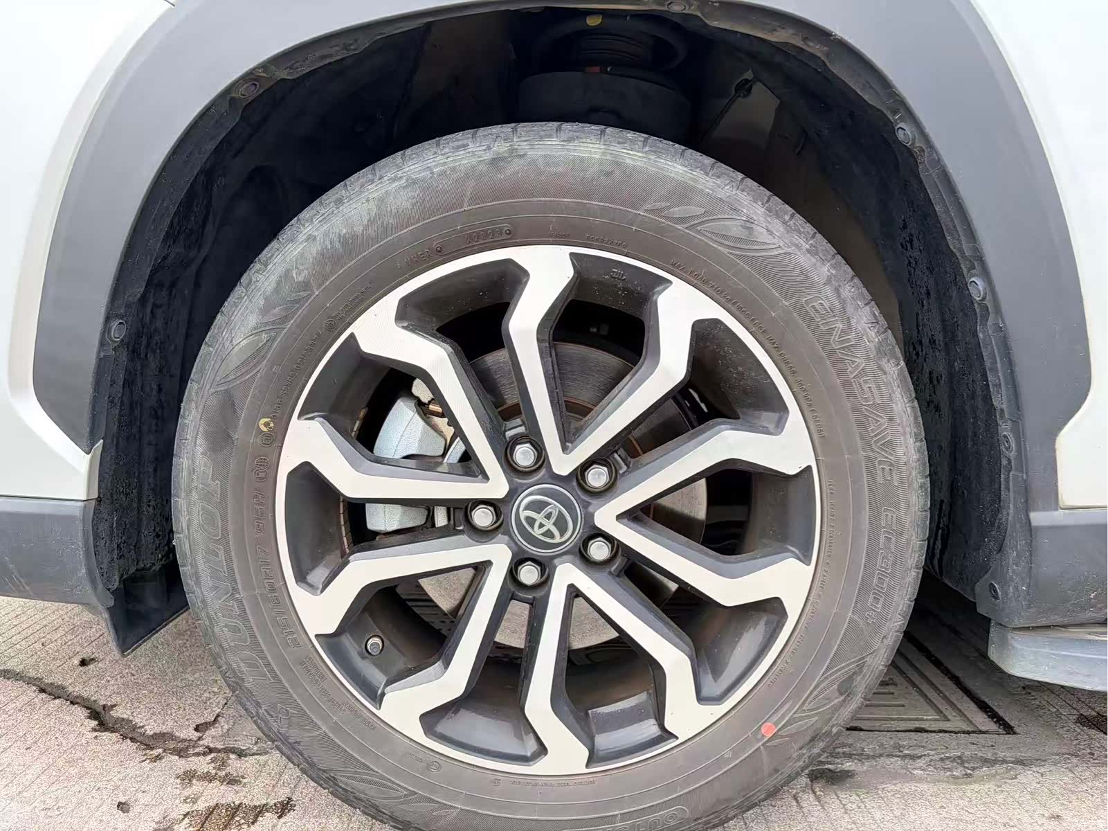 Toyota Frontlander, 2023 4