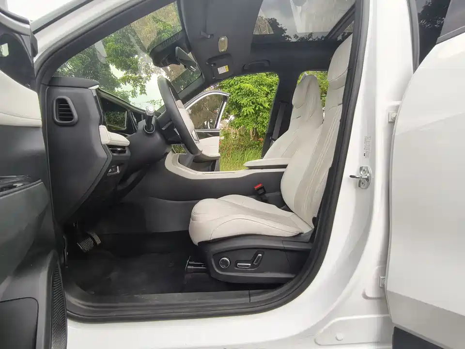 Geely Galaxy Galaxy L7