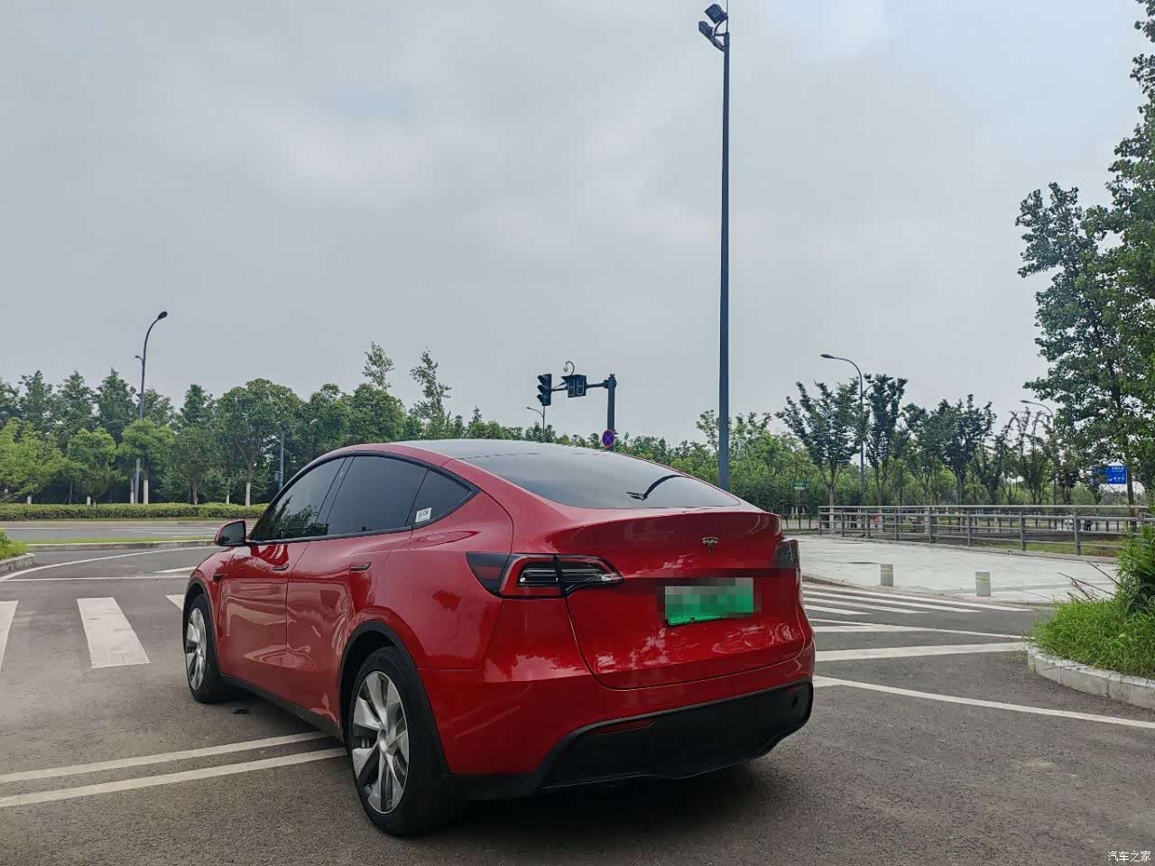 Tesla Model Y, 2021 11