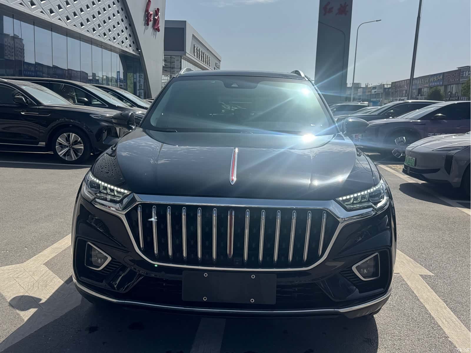 Hongqi HS5, 2022 2